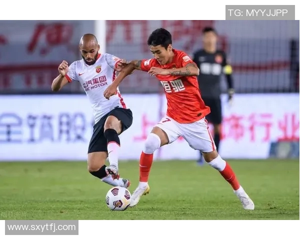 英超重磅专题探讨上海篮球队边路渗透战术的创新与发展 英超重磅专题探讨上海篮球队边路渗透战术的创新与发展