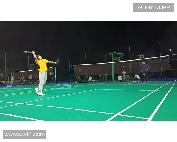 羽毛球的梦想与坚持成都羽毛球队成长历程的真实记录