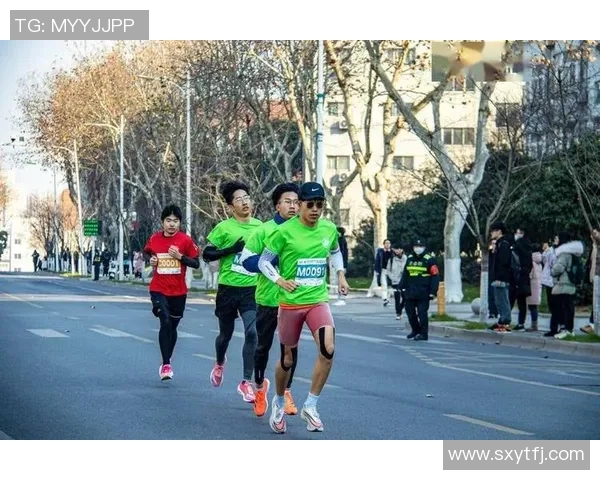 运动数据南京城市马拉松中街舞队展现力量与激情的精彩瞬间分析